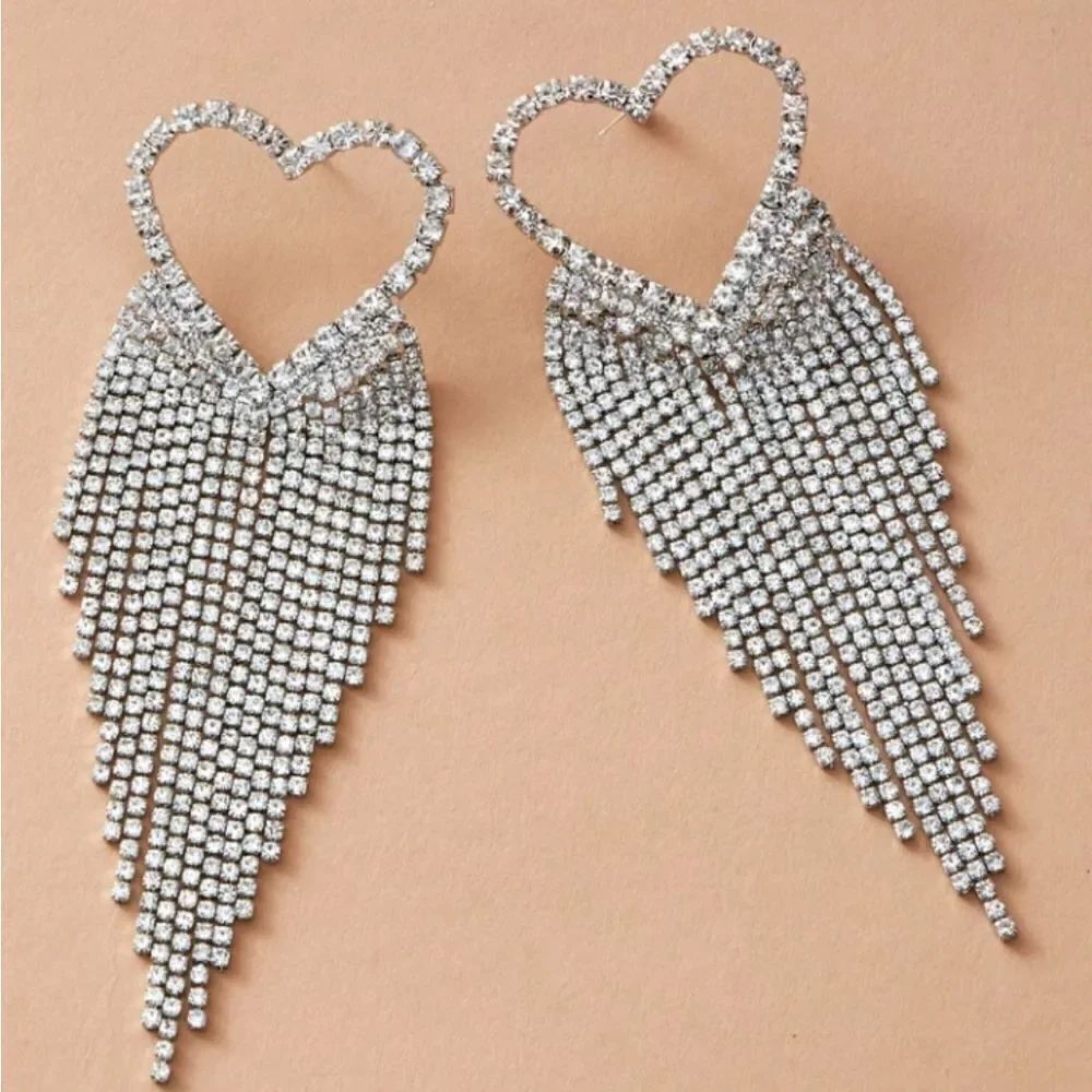 Luxury Rhinestone Heart Long Tassel Earrings